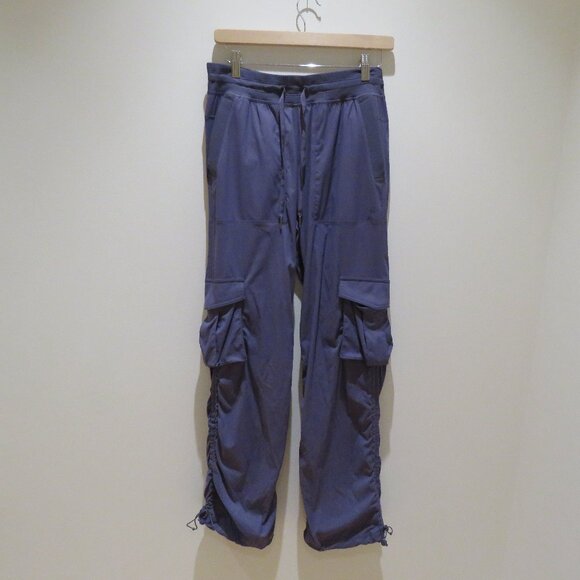 LULULEMON 2024 Dance Studio Relaxed-Fit Mid-Rise Cargo Pant Nightfall Size Small - Picture 3 of 15